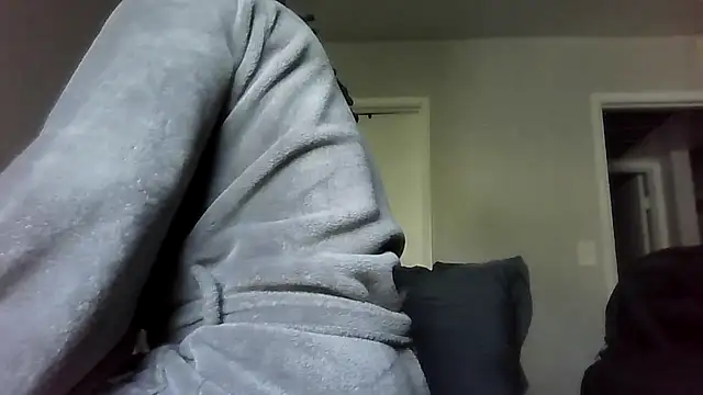 Snapshot of rockjohnson31 chatting on 10/23/25, 05:33 rockjohnson31 online show from 10/23/25, 05:33