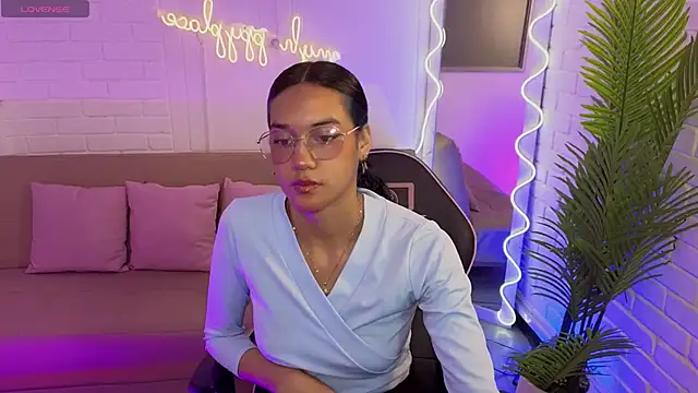 Snapshot of artemiss_tay chatting on 09/23/25, 07:17 artemiss tay online show from 09/23/25, 07:17