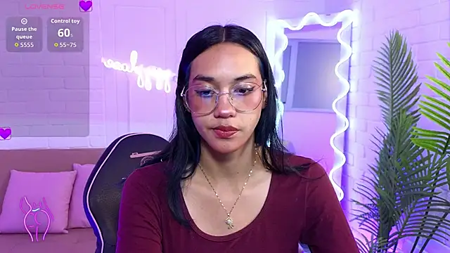 Snapshot of artemiss_tay chatting on 09/25/25, 07:17 artemiss tay online show from 09/25/25, 07:17