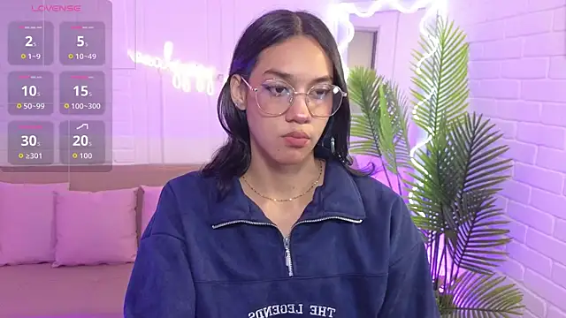 Snapshot of artemiss_tay chatting on 10/06/25, 07:11 artemiss tay online show from 10/06/25, 07:11