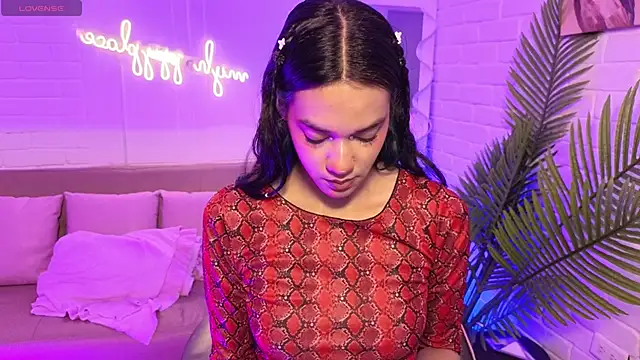 Snapshot of artemiss_tay chatting on 11/10/25, 07:13 artemiss tay online show from 11/10/25, 07:13