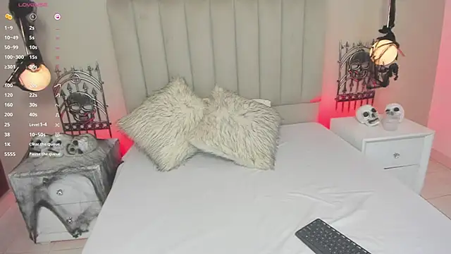 Dani rosse  online show from 10/30/25, 01:01