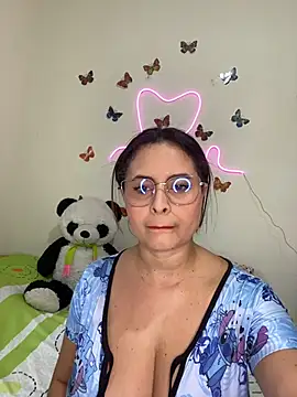 Snapshot of Roxy_Skye chatting on 11/06/25, 11:55 Roxy Skye online show from 11/06/25, 11:55