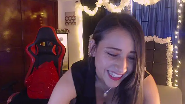 Sofia-mel online show from 10/22/25, 09:25