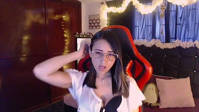 Sofia-mel online show from 10/25/25, 07:30