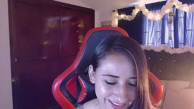 Sofia-mel online show from 10/28/25, 03:47