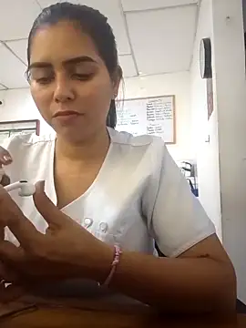 yesi-nursehot online show from 09/14/25, 07:57