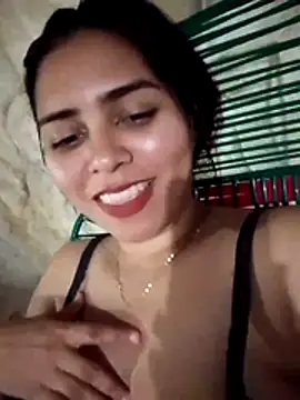 yesi-nursehot online show from 11/11/25, 12:32