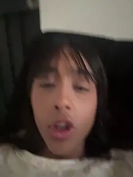 Aleja ruizz online show from 11/05/25, 09:59