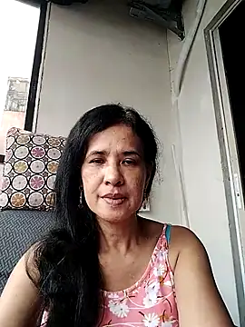 Snapshot of Prettysweetmum chatting on 09/27/25, 05:12 Prettysweetmum online show from 09/27/25, 05:12