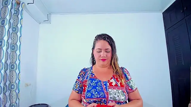 caamii foxx online show from 11/11/25, 07:03