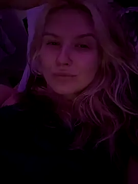 EileenKenner online show from 10/16/25, 08:54