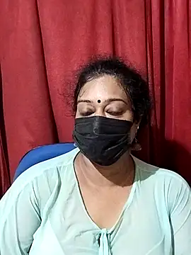 surekha-30 online show from 10/14/25, 05:03