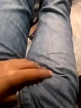 Snapshot of vergonvenco chatting on 11/09/25, 08:34 vergonvenco online show from 11/09/25, 08:34