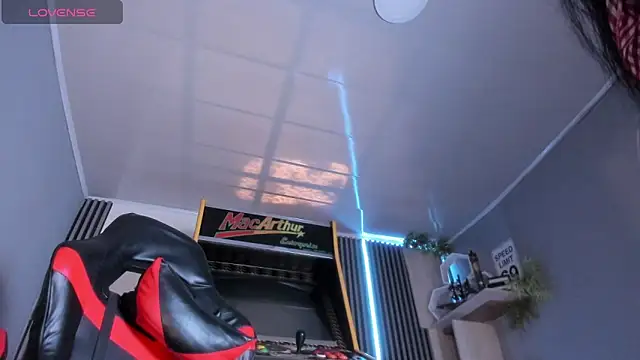 Jenie fire  online show from 10/23/25, 07:45