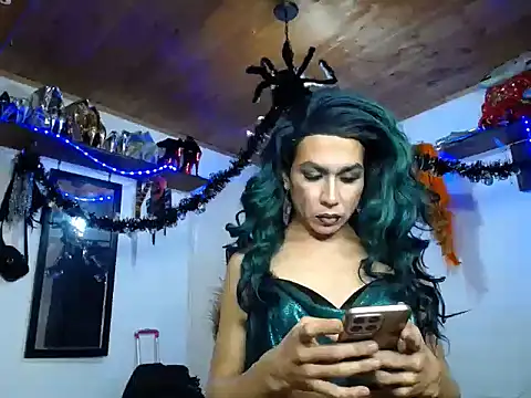 sashastarfire online show from 10/29/25, 02:58