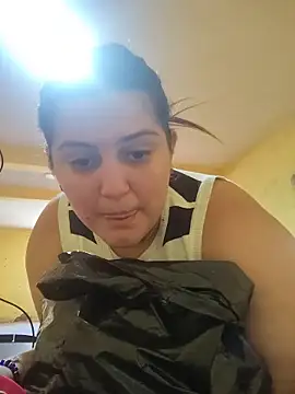 Snapshot of barbielamaravilla11 chatting on 11/17/25, 02:01 barbielamaravilla11 online show from 11/17/25, 02:01