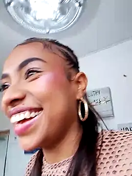 keeyla stone online show from 10/11/25, 08:51