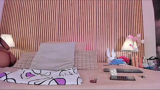 keeyla stone online show from 11/08/25, 09:02