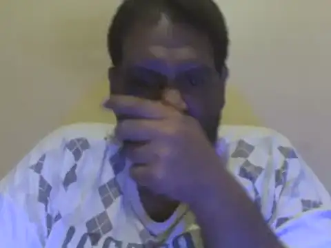 Snapshot of elpoop7305 chatting on 10/04/25, 10:08 elpoop7305 online show from 10/04/25, 10:08