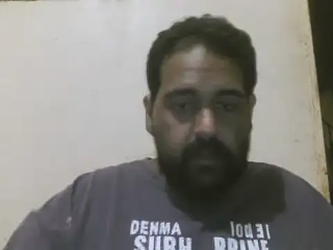 Snapshot of elpoop7305 chatting on 10/09/25, 04:38 elpoop7305 online show from 10/09/25, 04:38