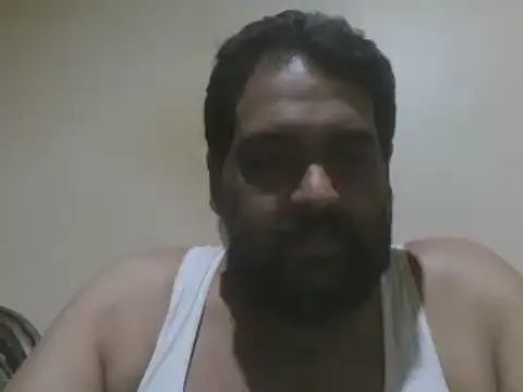 Snapshot of elpoop7305 chatting on 11/02/25, 10:23 elpoop7305 online show from 11/02/25, 10:23