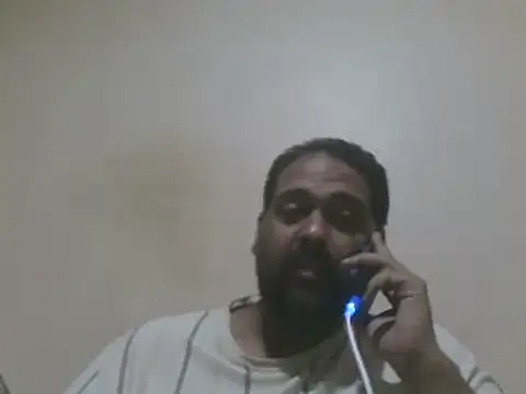 Snapshot of elpoop7305 chatting on 11/05/25, 08:36 elpoop7305 online show from 11/05/25, 08:36