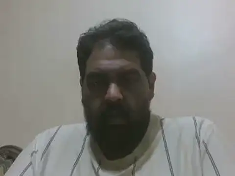 Snapshot of elpoop7305 chatting on 11/20/25, 05:18 elpoop7305 online show from 11/20/25, 05:18