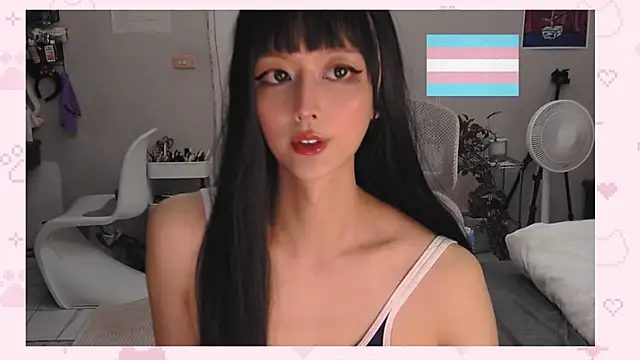 Snapshot of tgirl_rara chatting on 11/02/25, 10:06 tgirl rara online show from 11/02/25, 10:06