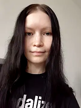 DragonFoxie online show from 10/13/25, 11:54