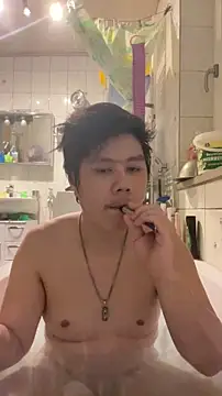 Kingpowerlittel online show from 11/19/25, 04:29