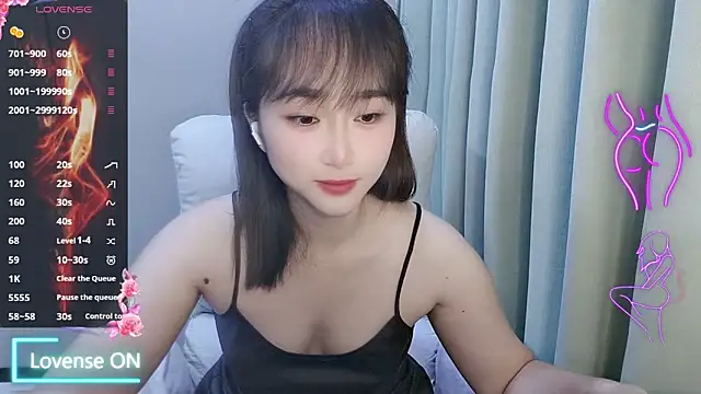 Snapshot of Honeysexy-1 chatting on 09/17/25, 03:35 Honeysexy-1 online show from 09/17/25, 03:35