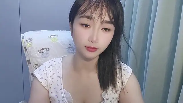 Snapshot of Honeysexy-1 chatting on 09/24/25, 08:23 Honeysexy-1 online show from 09/24/25, 08:23