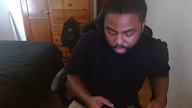 Breadwinnah online show from 10/19/25, 07:58