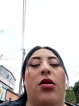 megan fox5 online show from 10/08/25, 06:38