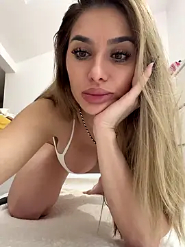 KaseyQuinn  online show from 11/20/25, 09:20