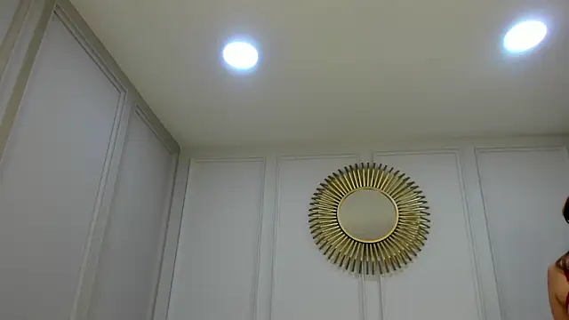 CharlotteBrownn  online show from 11/14/25, 04:22