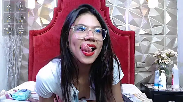 TrixySductress online show from 10/27/25, 12:31