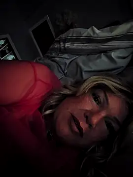 Sugarloveless online show from 10/15/25, 08:53