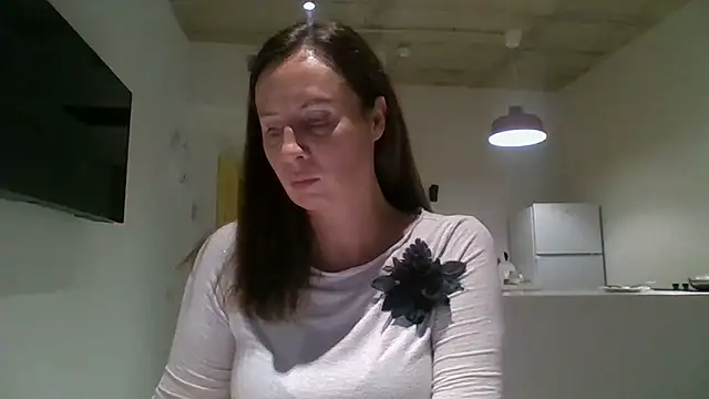 ALICAINWONDERLAND online show from 10/12/25, 04:06