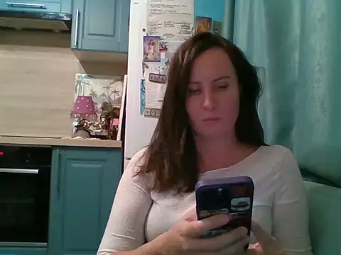 ALICAINWONDERLAND online show from 10/27/25, 05:50