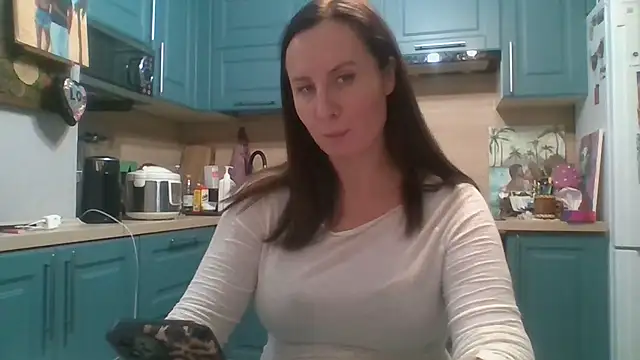 ALICAINWONDERLAND online show from 11/20/25, 06:40