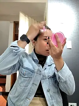 Venus Rivers online show from 09/10/25, 01:44