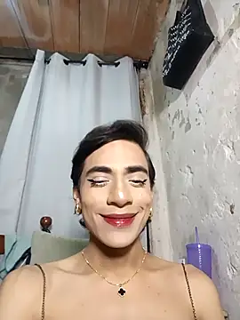 Snapshot of babyy_foxxy chatting on 10/12/25, 05:12 babyy foxxy online show from 10/12/25, 05:12