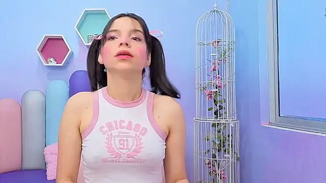 Issa Skinny  online show from 10/27/25, 11:36