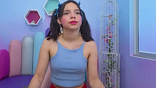 Issa Skinny  online show from 11/05/25, 11:32