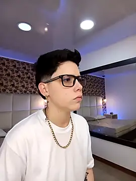 SpencerMontgomery online show from 10/15/25, 07:03