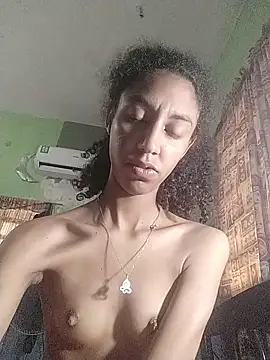 Snapshot of samyy_carrinton chatting on 10/01/25, 10:54 samyy carrinton online show from 10/01/25, 10:54