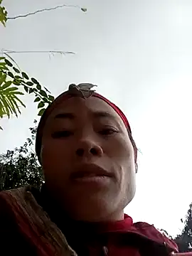 CoMay003 online show from 10/28/25, 02:26