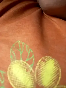 CoMay003 online show from 10/30/25, 04:52